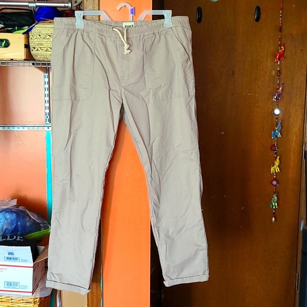 Woven Twill Roll Up Pant